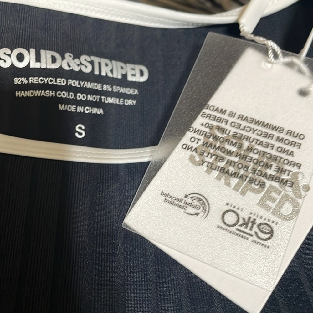 NWT Solid & Striped Nola Ribbed Rashguard Noir - Picture 6 of 7